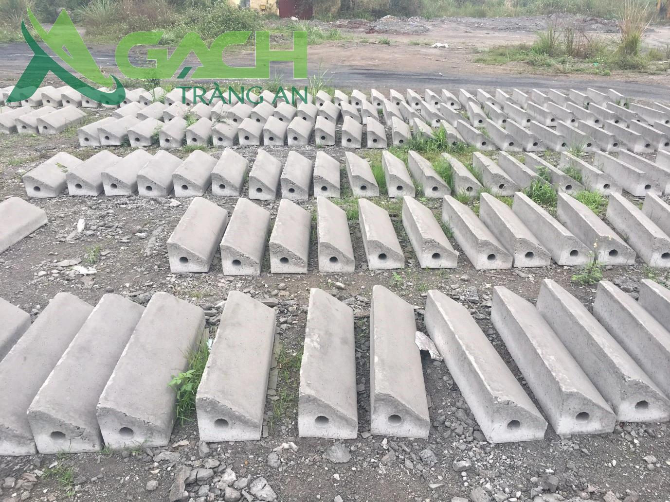 bó vỉa bê tông giả đá tại Bắc Giang