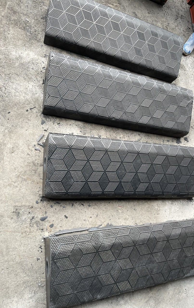 Bó vỉa hè bê tông giả đá vân 3D cho công trình đô thị